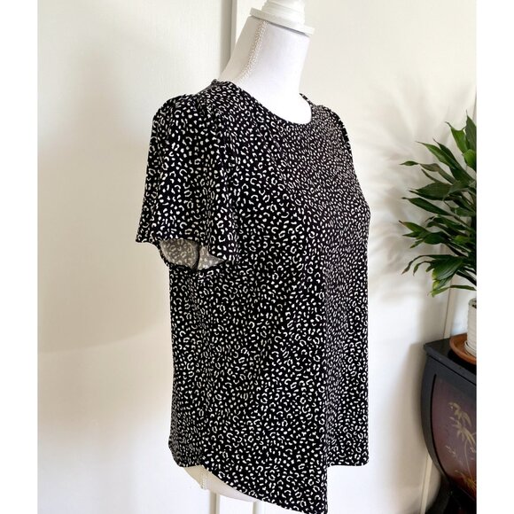 🐆 Leopard Print Tee - Fierce & Fabulous 🐆 - Picture 1 of 8